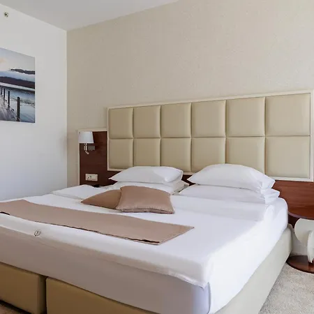Kadmo By Aycon Hotel
